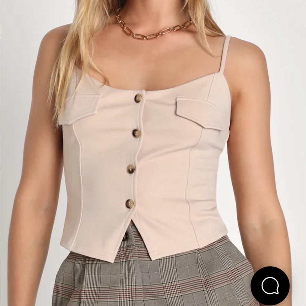 NWT Size S Feeling Posh Beige Button-Front Vest Tank Top
